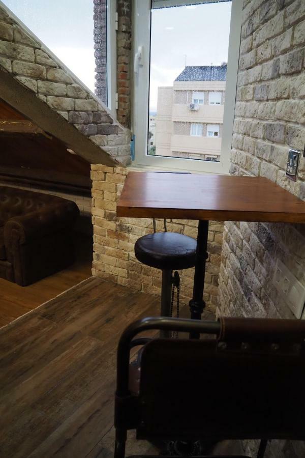Tiny Apartment Touching Gibraltar La Línea de la Concepción Zewnętrze zdjęcie